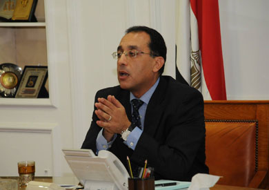 الدكتور مصطفى مدبولي، وزير الإسكان والمرافق والمجتمعات العمرانية ارشيفية